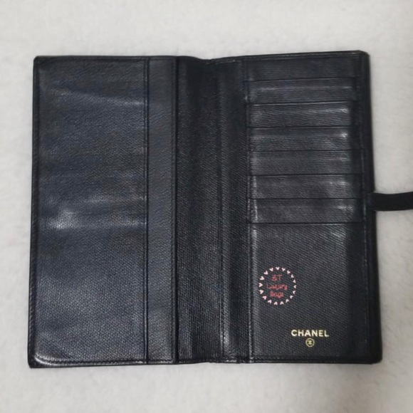 CHANEL black long wallet. Guaranteed authentic. - Picture 3 of 10
